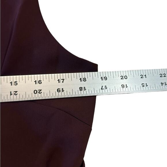 Ann Taylor Women’s 10 Petite Burgundy Sleeveless Jumpsuit with Tie Waist - Picture 4 of 7
